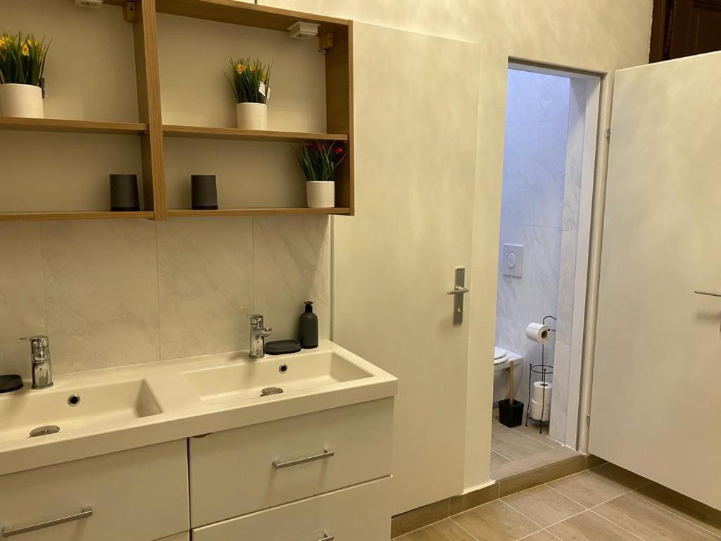 Premium Triple Room Dw Vienna Exterior photo