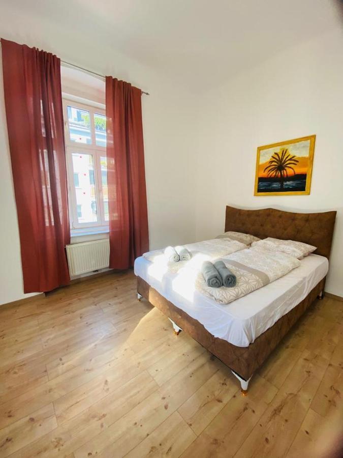 Premium Triple Room Dw Vienna Exterior photo
