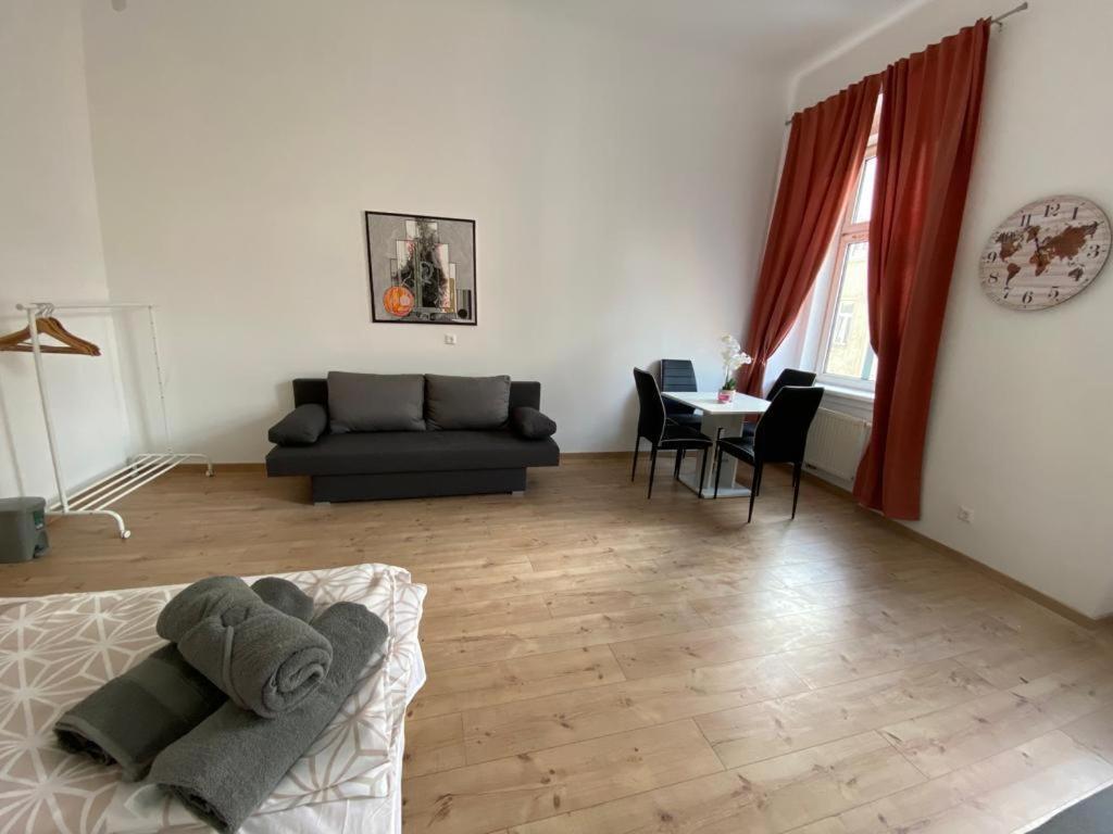 Premium Triple Room Dw Vienna Exterior photo
